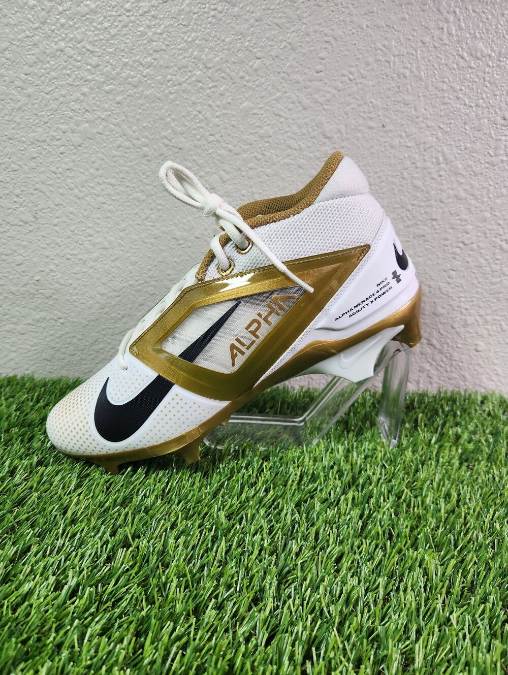 Nike Mens Size 9 Alpha Menace 4 Pro Football Cleats Metallic Gold FD7037-105